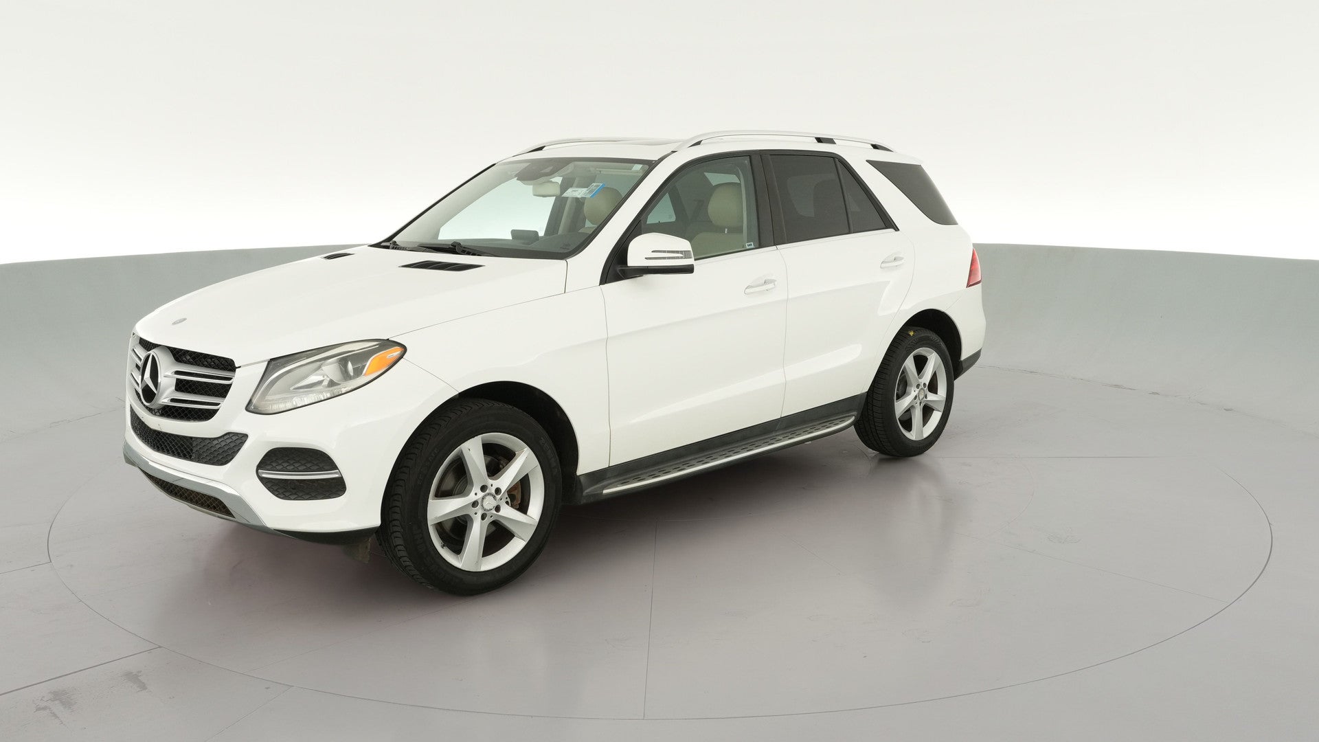 2016 Mercedes-Benz GLE vehicle photo