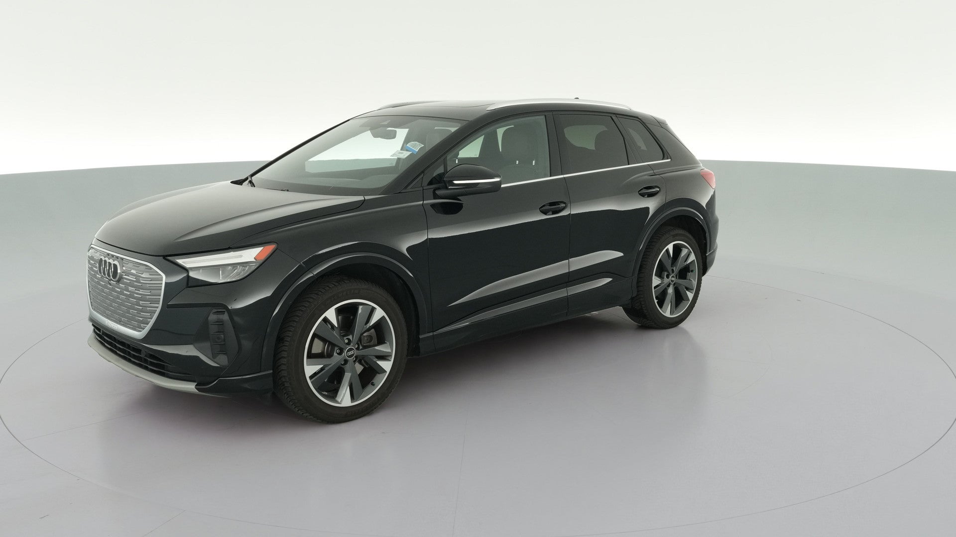 2022 Audi Q4 e-tron vehicle photo