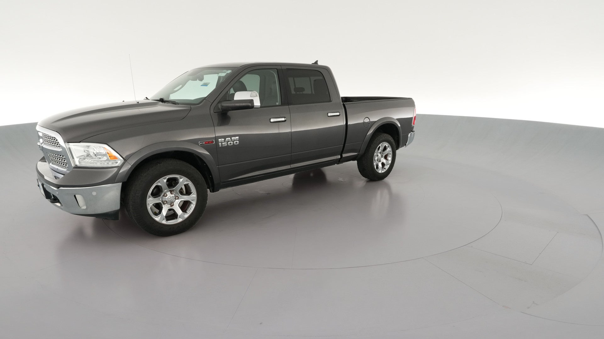 2016 Ram 1500 Crew Cab vehicle photo
