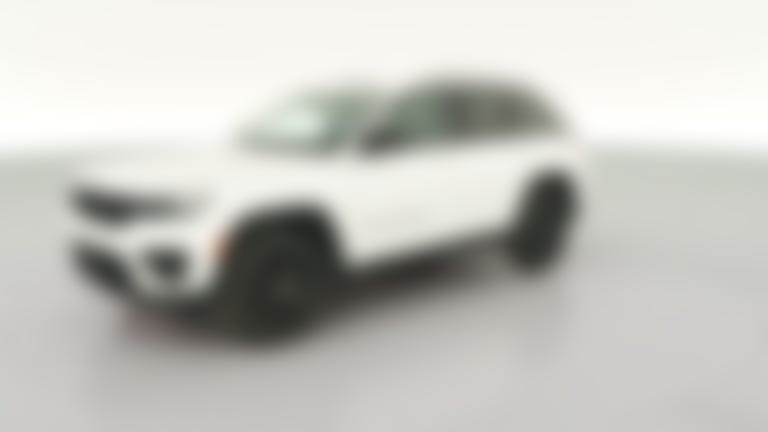 2024 Jeep Grand Cherokee vehicle photo
