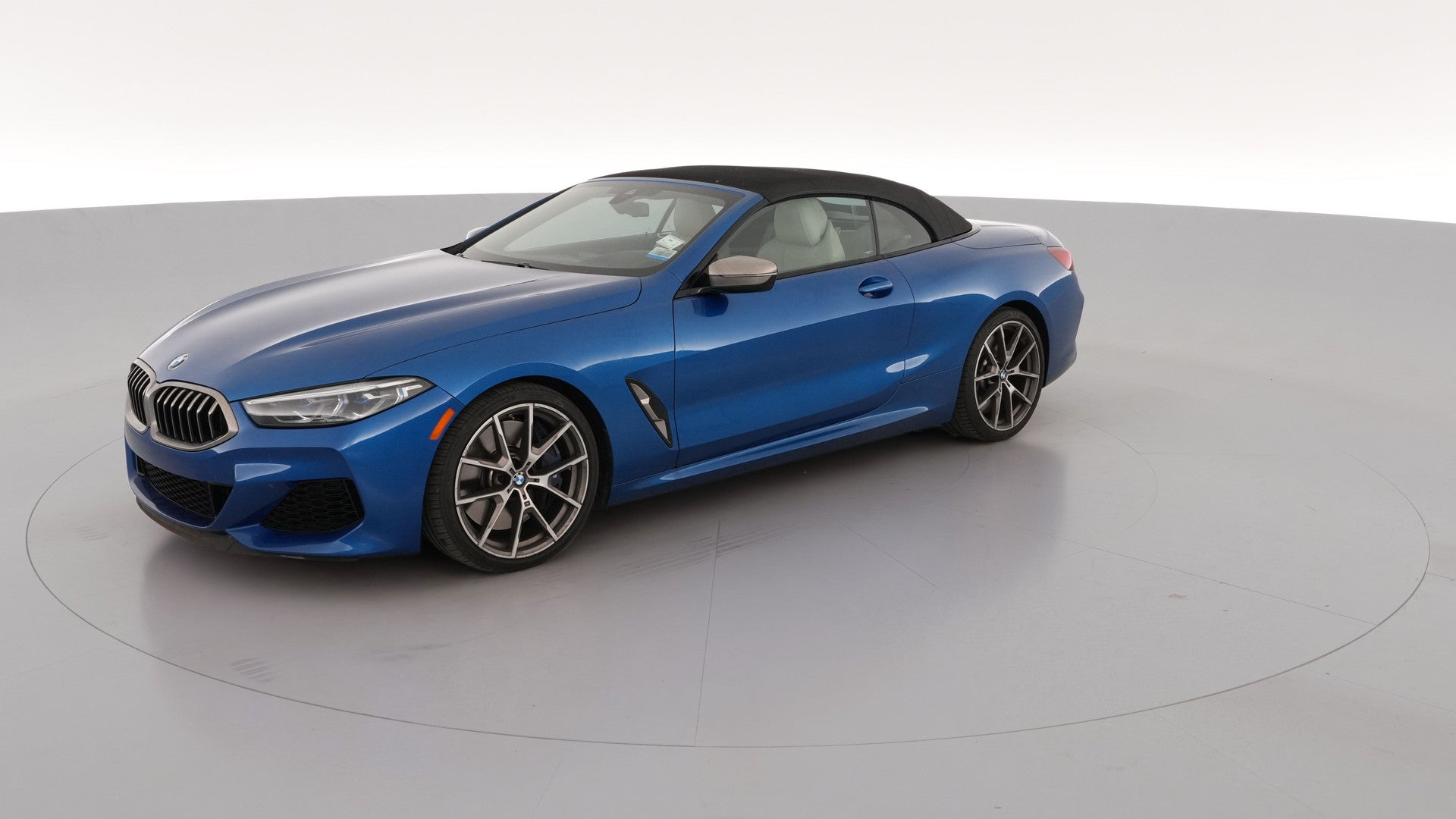 2020 BMW 8 Series vehicle photo