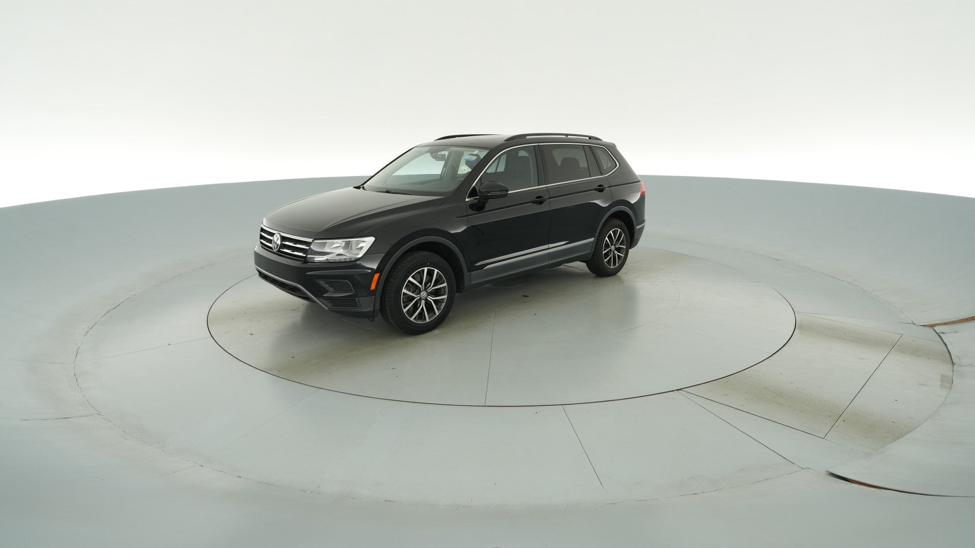 2020 Volkswagen Tiguan vehicle photo