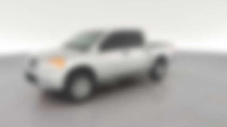 2014 Nissan Titan Crew Cab vehicle photo