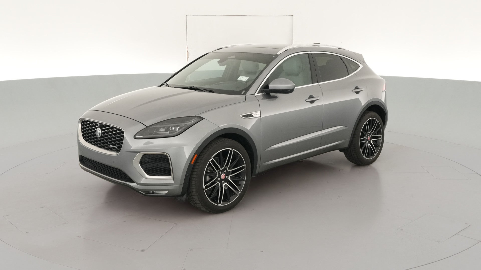 2024 Jaguar E-PACE vehicle photo