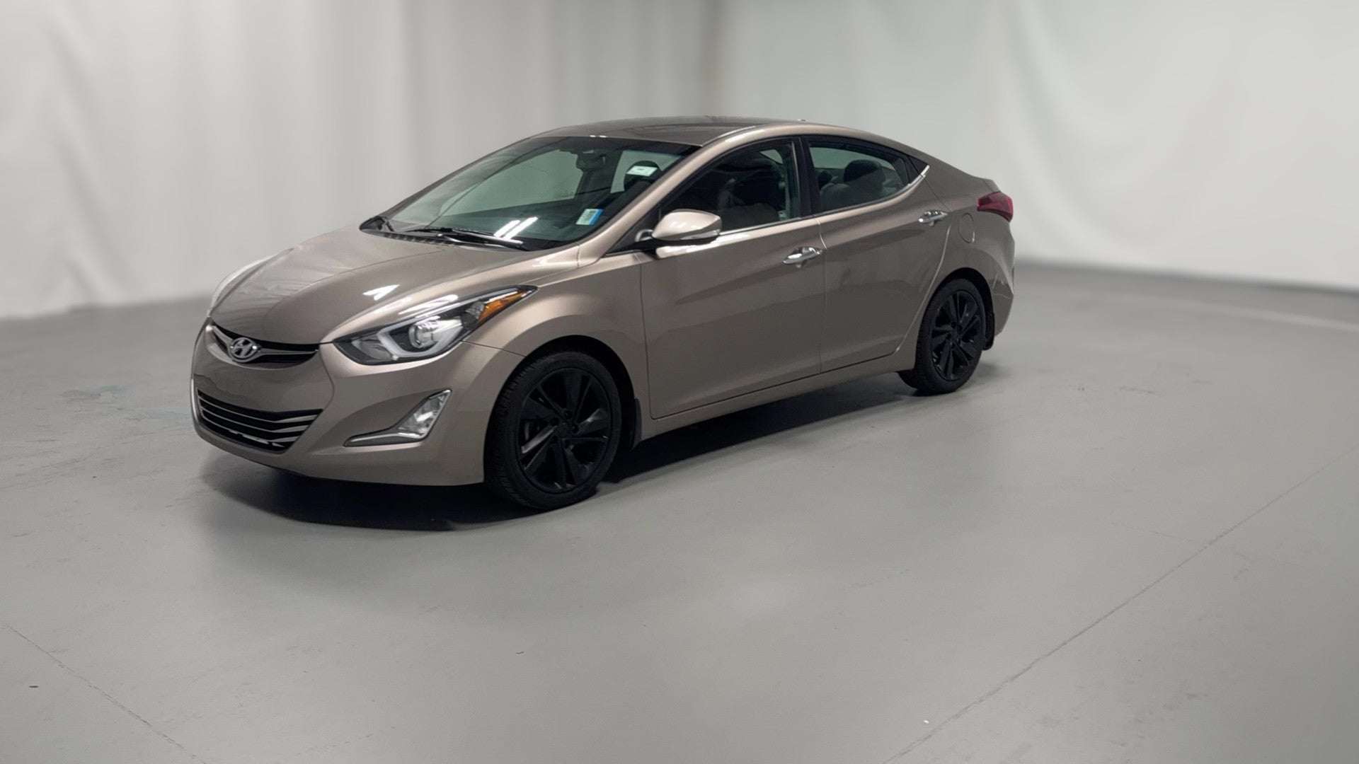 2014 Hyundai Elantra vehicle photo
