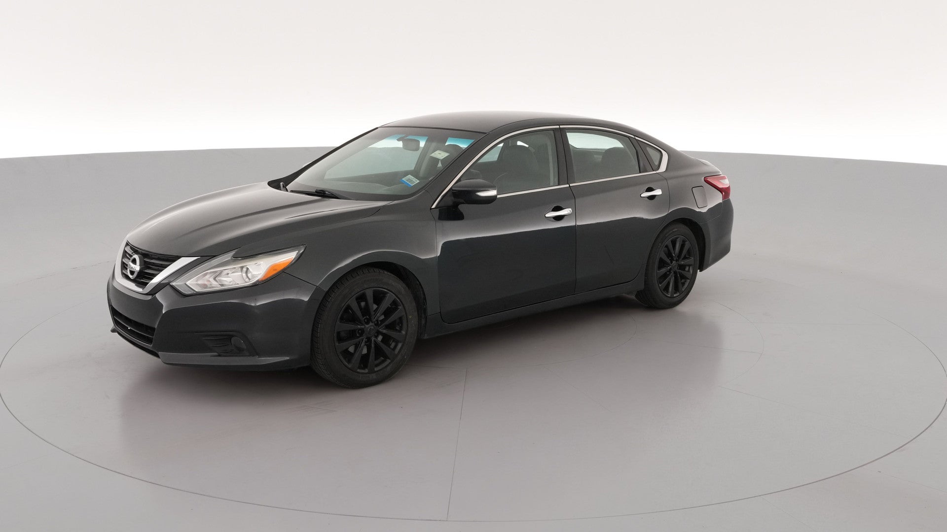 2018 Nissan Altima vehicle photo