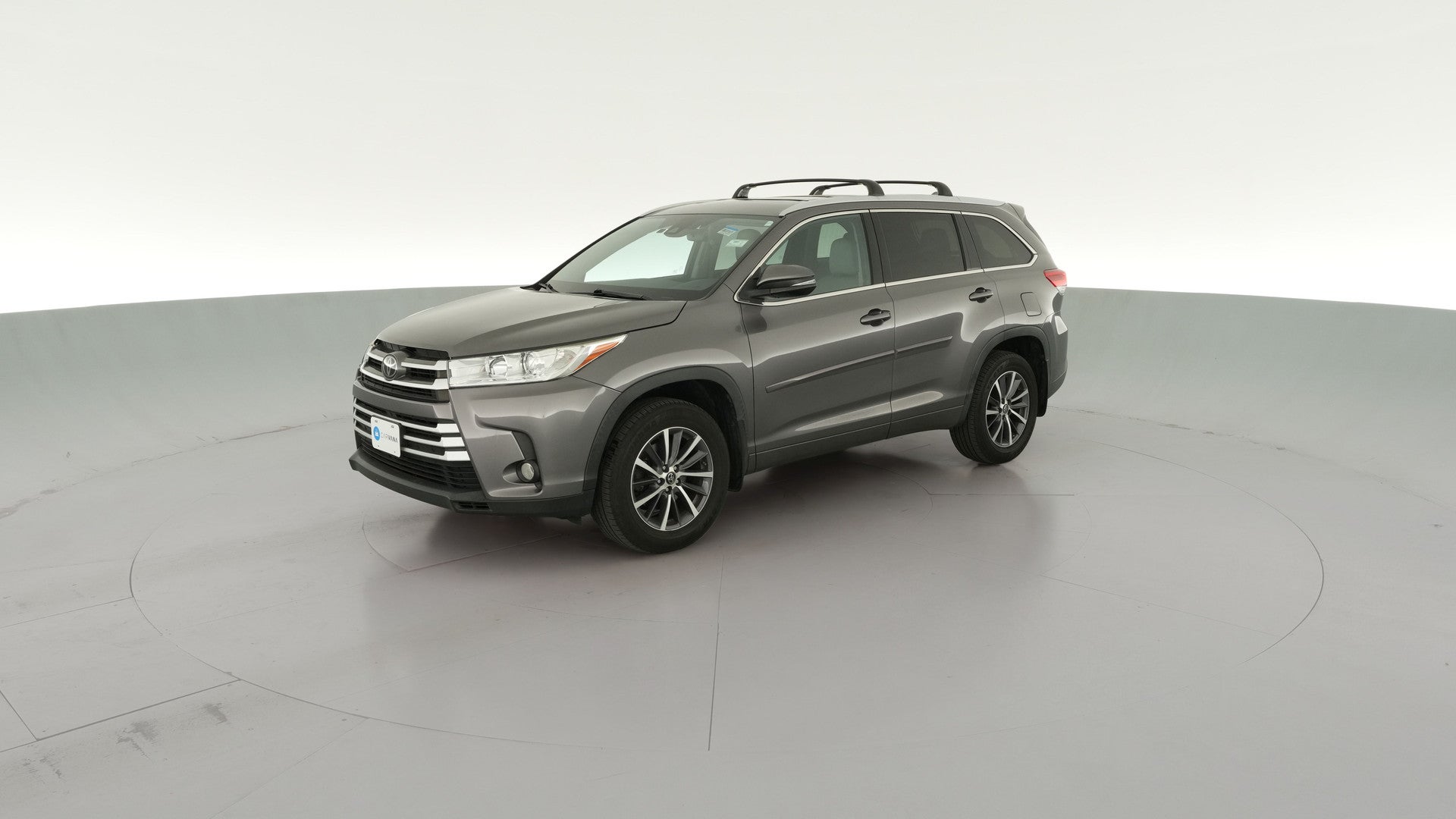 2017 Toyota Highlander vehicle photo
