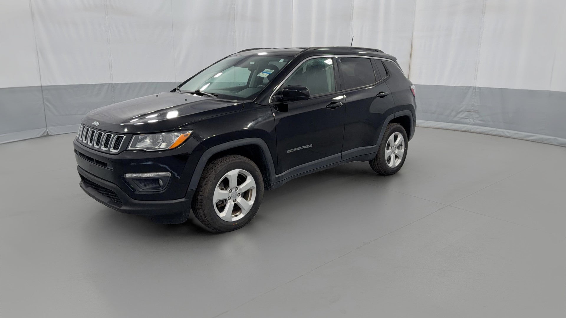 2019 Jeep Compass vehicle photo