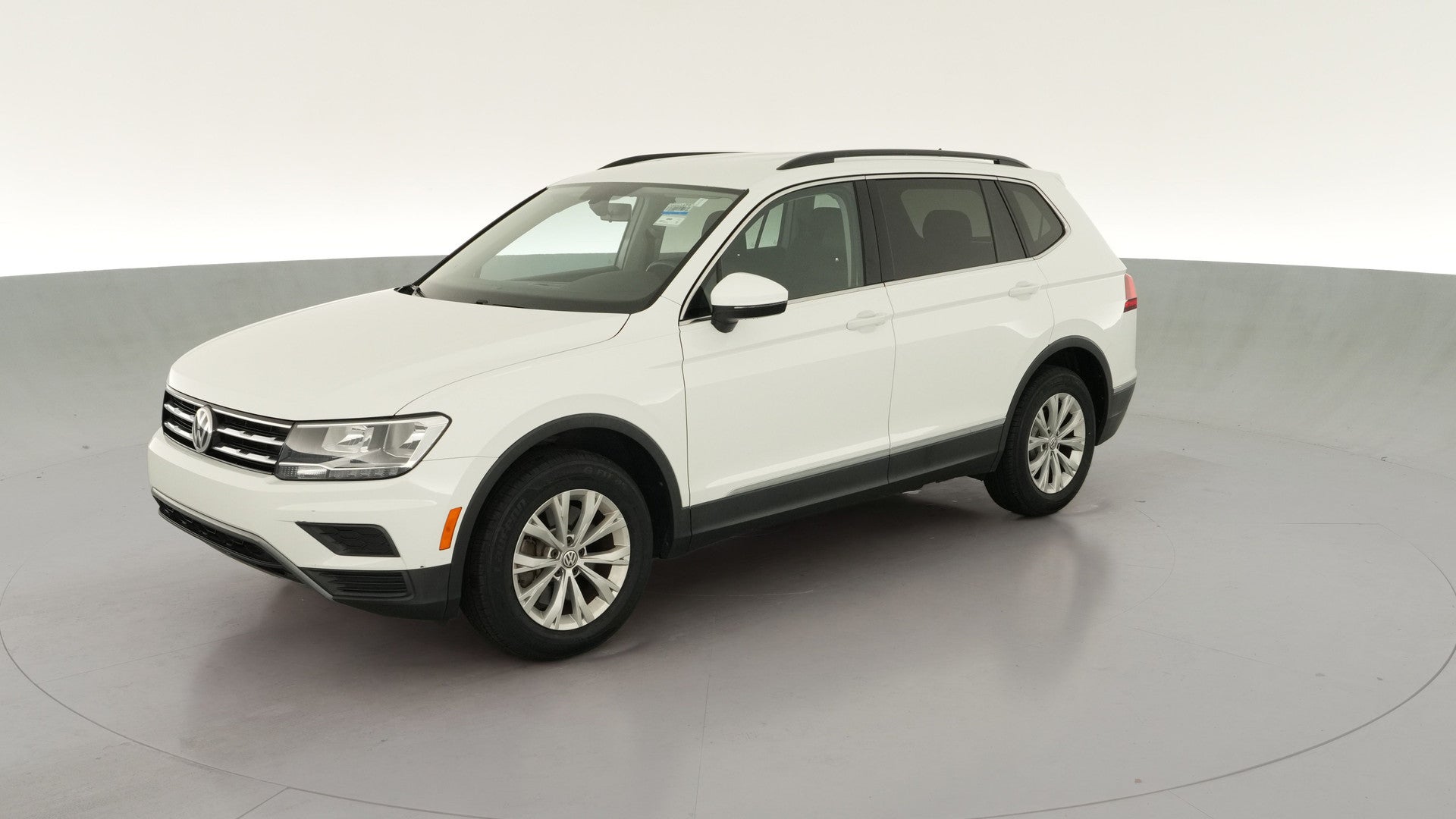 2018 Volkswagen Tiguan vehicle photo