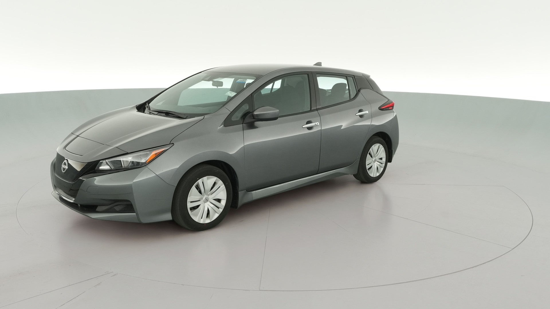 2025 Nissan LEAF vehicle photo