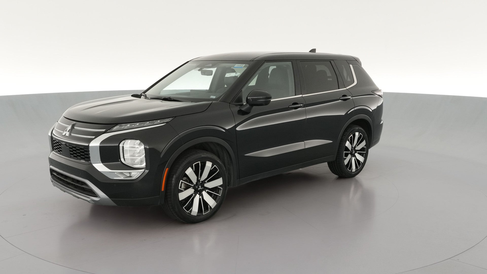 2025 Mitsubishi Outlander vehicle photo