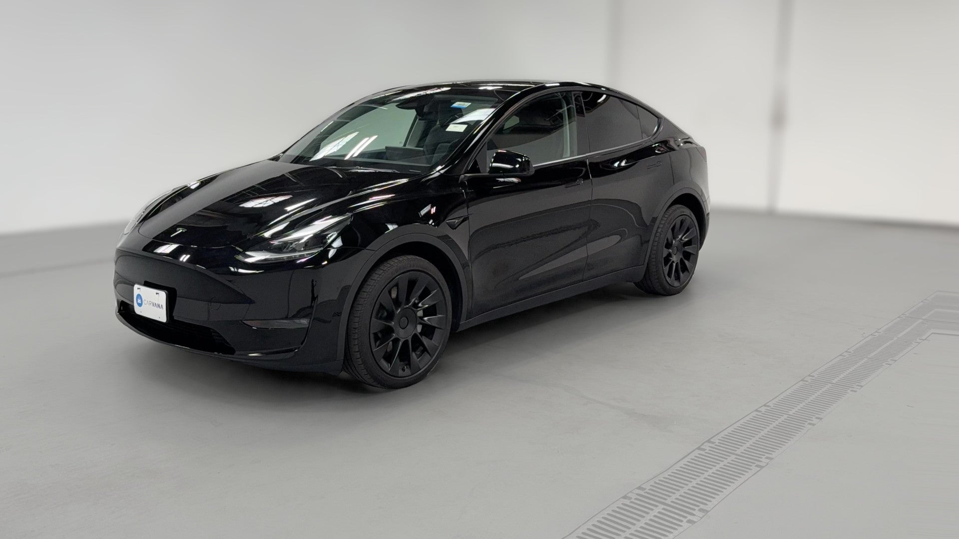 2024 Tesla Model Y vehicle photo