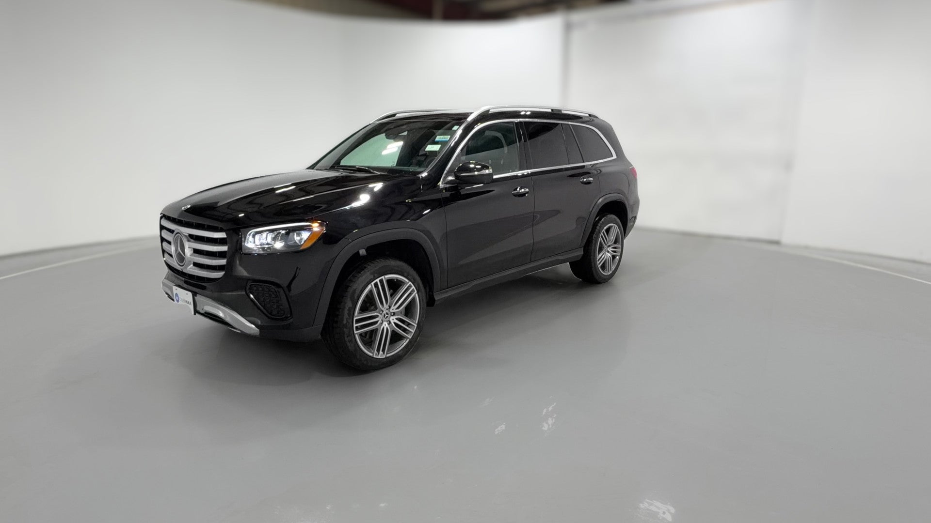 2024 Mercedes-Benz GLS vehicle photo