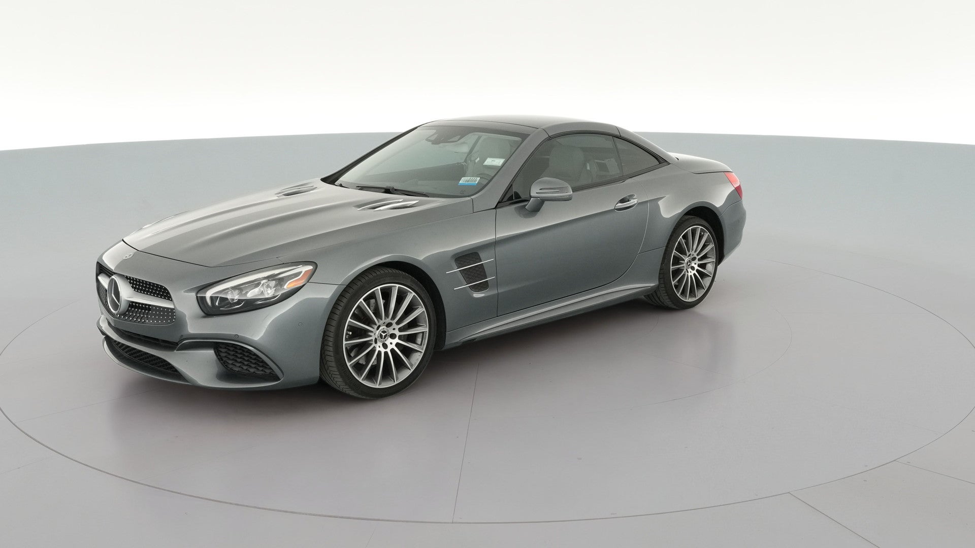 2019 Mercedes-Benz SL vehicle photo