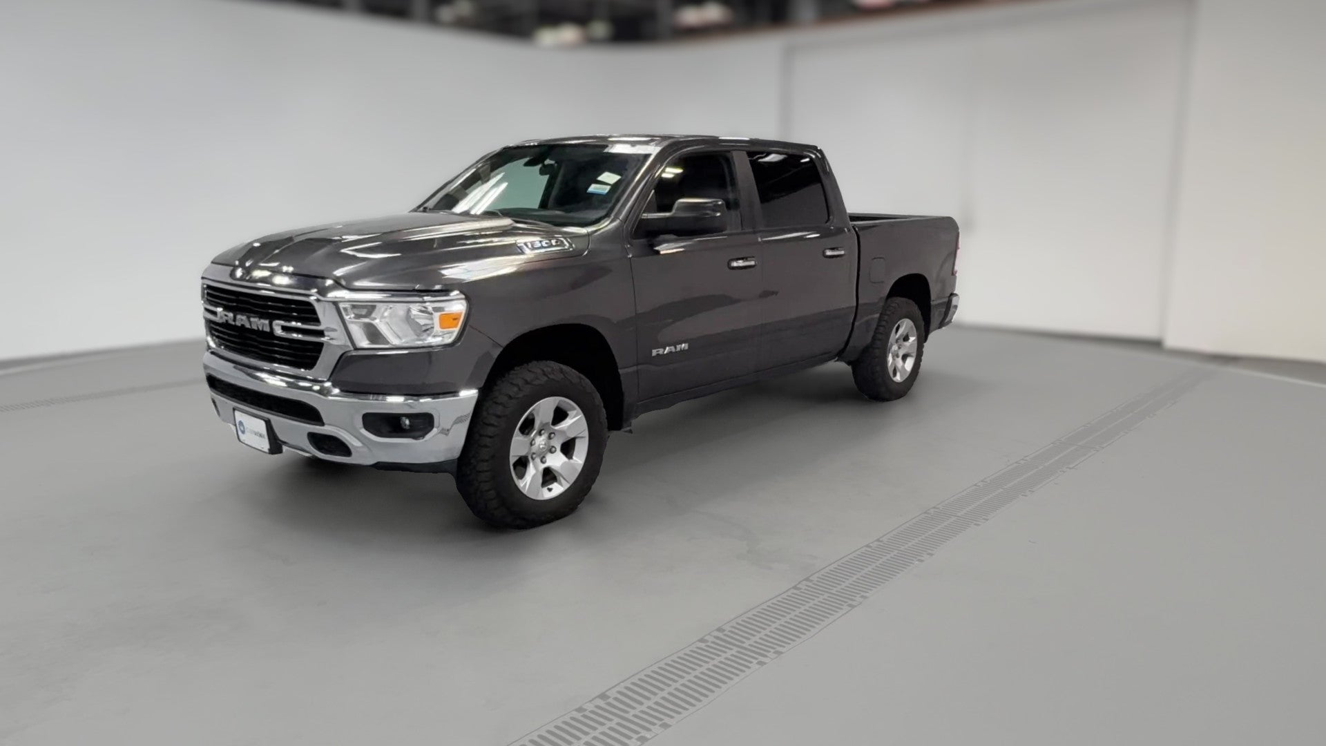 2019 Ram 1500 Crew Cab vehicle photo