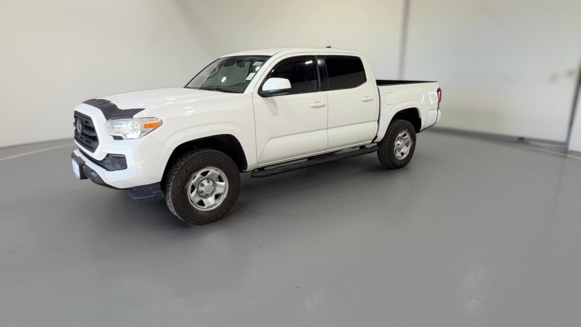 2019 Toyota Tacoma Double Cab vehicle photo