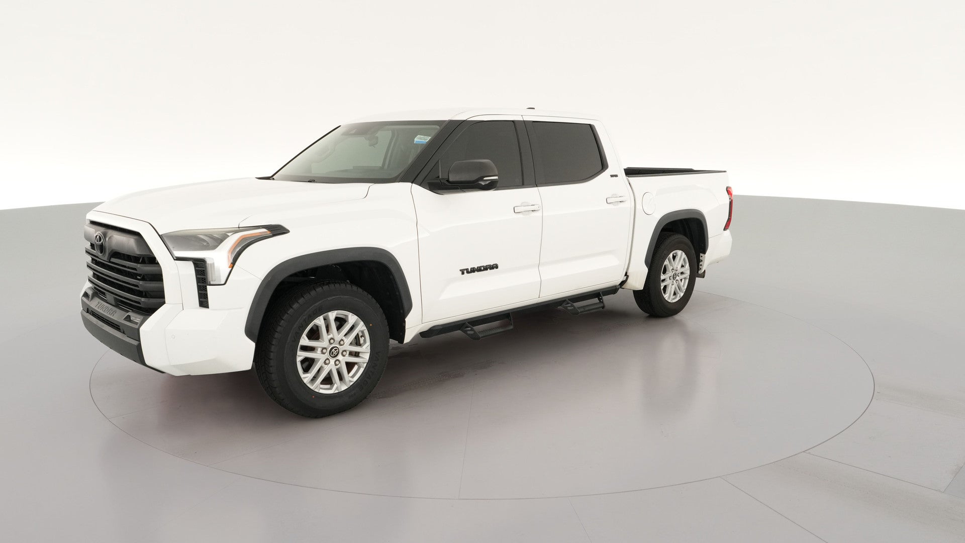 2022 Toyota Tundra CrewMax vehicle photo
