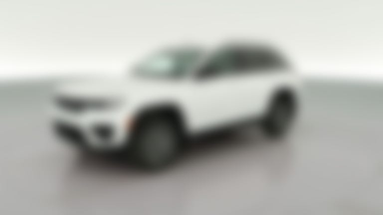 2027 Jeep Grand Cherokee vehicle photo