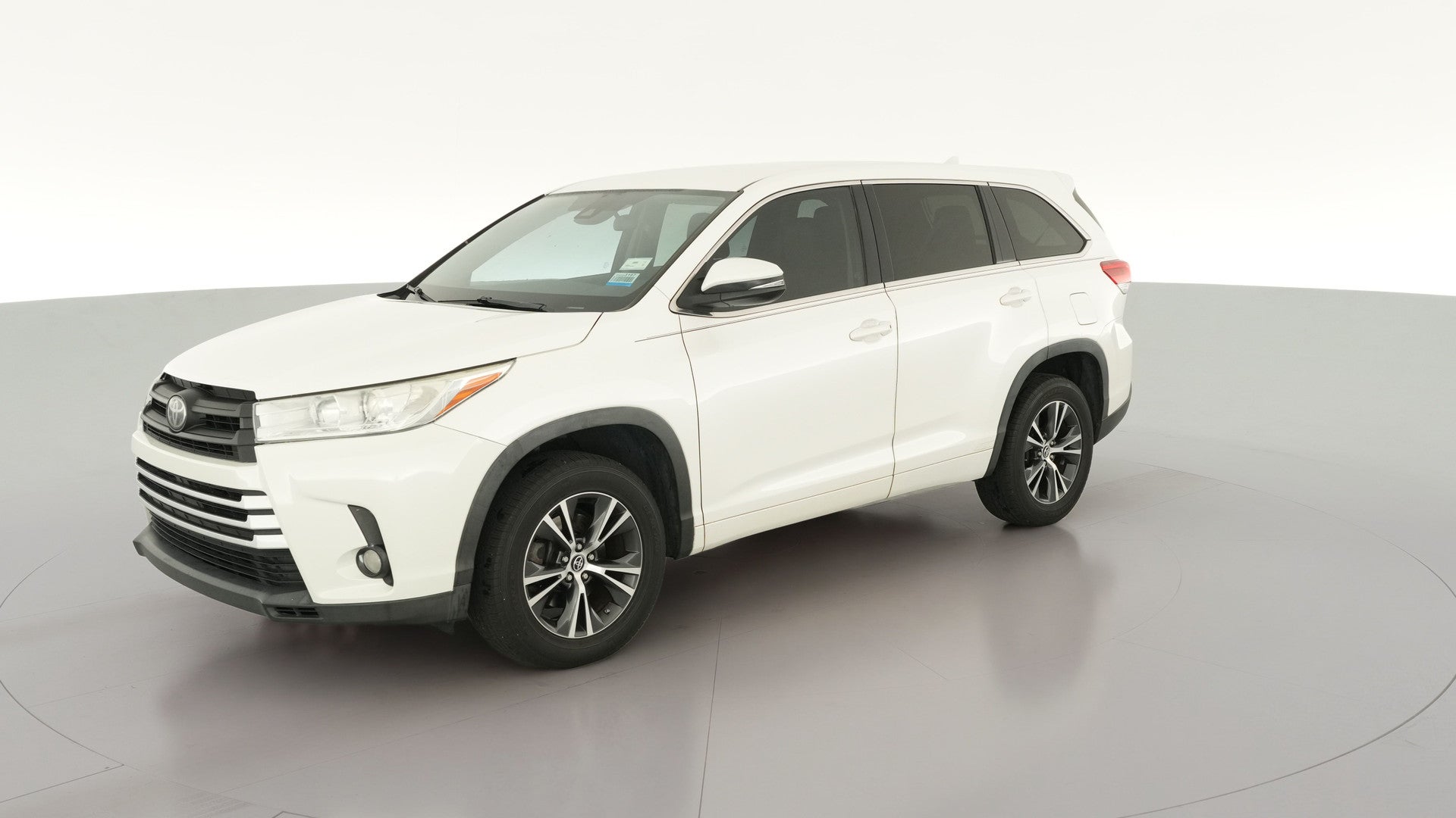 2017 Toyota Highlander vehicle photo