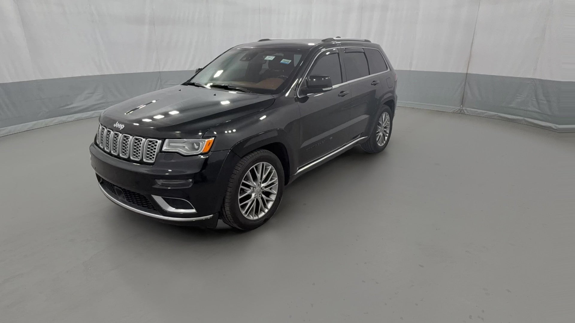 2018 Jeep Grand Cherokee vehicle photo