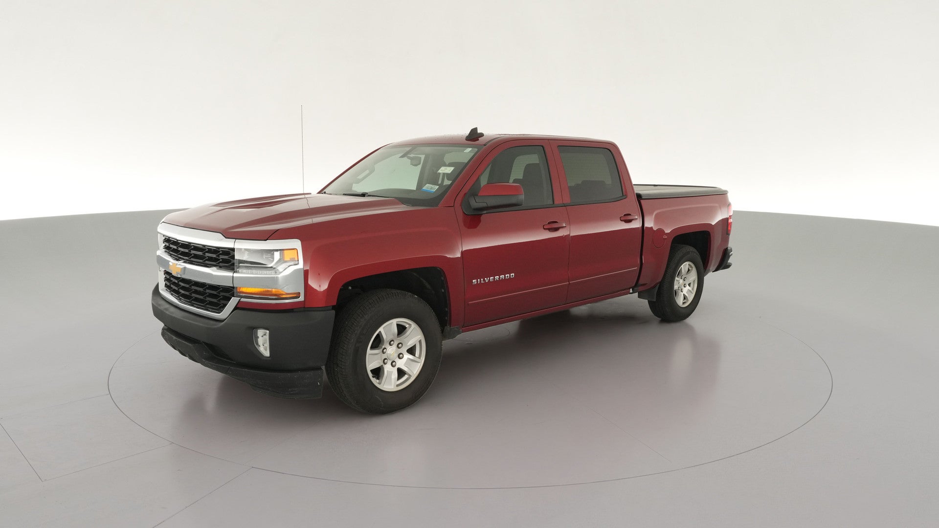 2018 Chevrolet Silverado 1500 Crew Cab vehicle photo