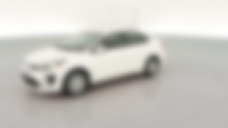 2021 Kia Rio vehicle photo