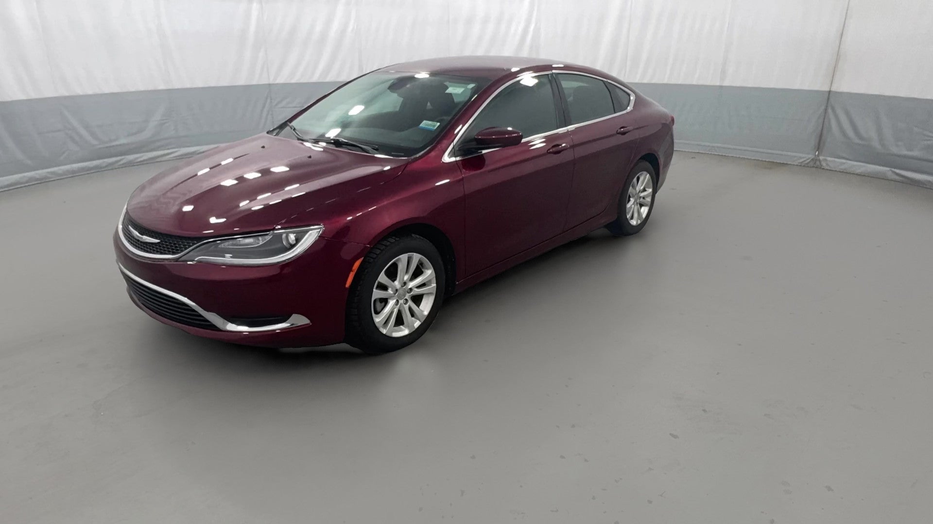 2016 Chrysler 200 vehicle photo