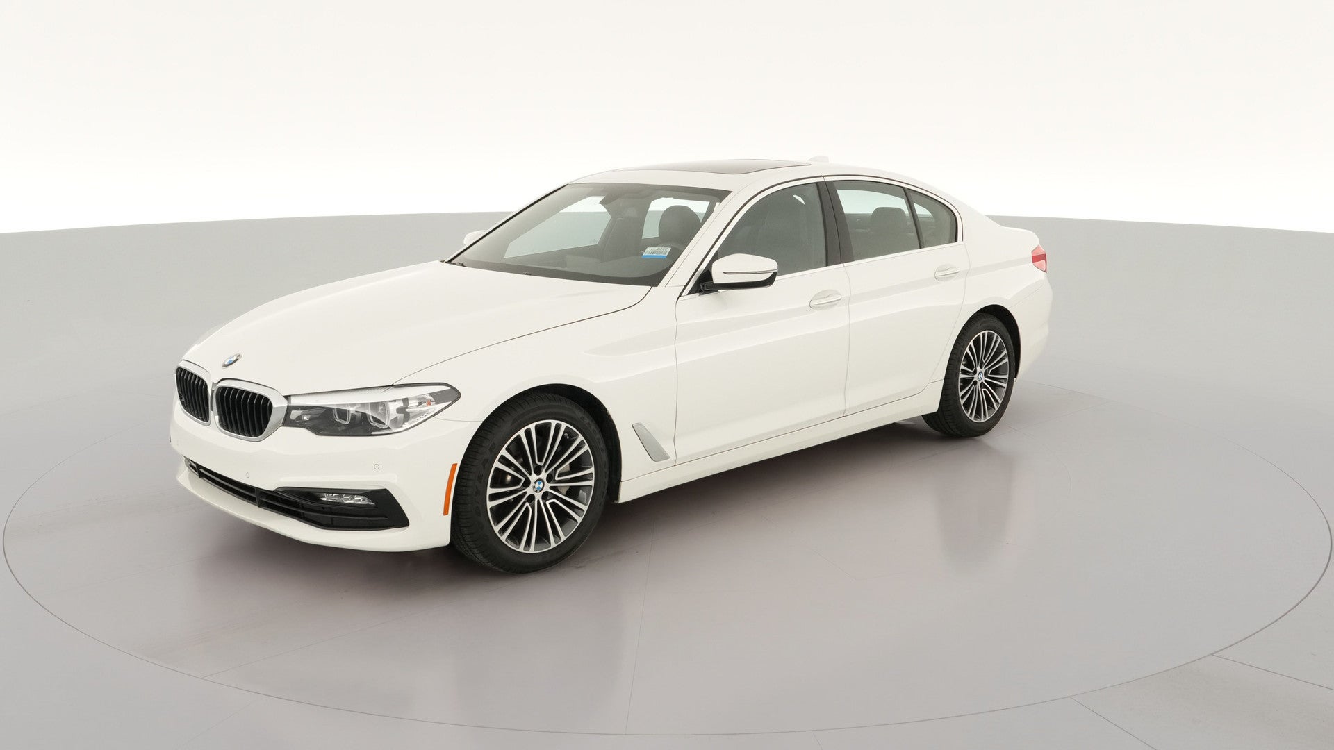 2017 BMW 5 Series vehicle photo