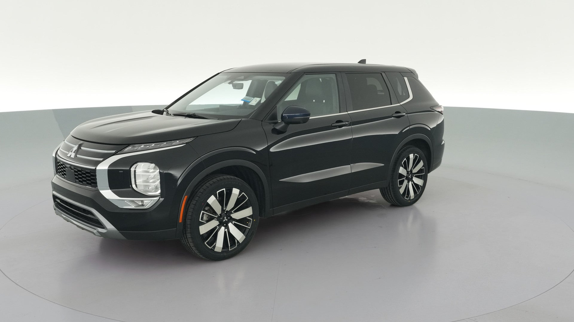 2025 Mitsubishi Outlander vehicle photo