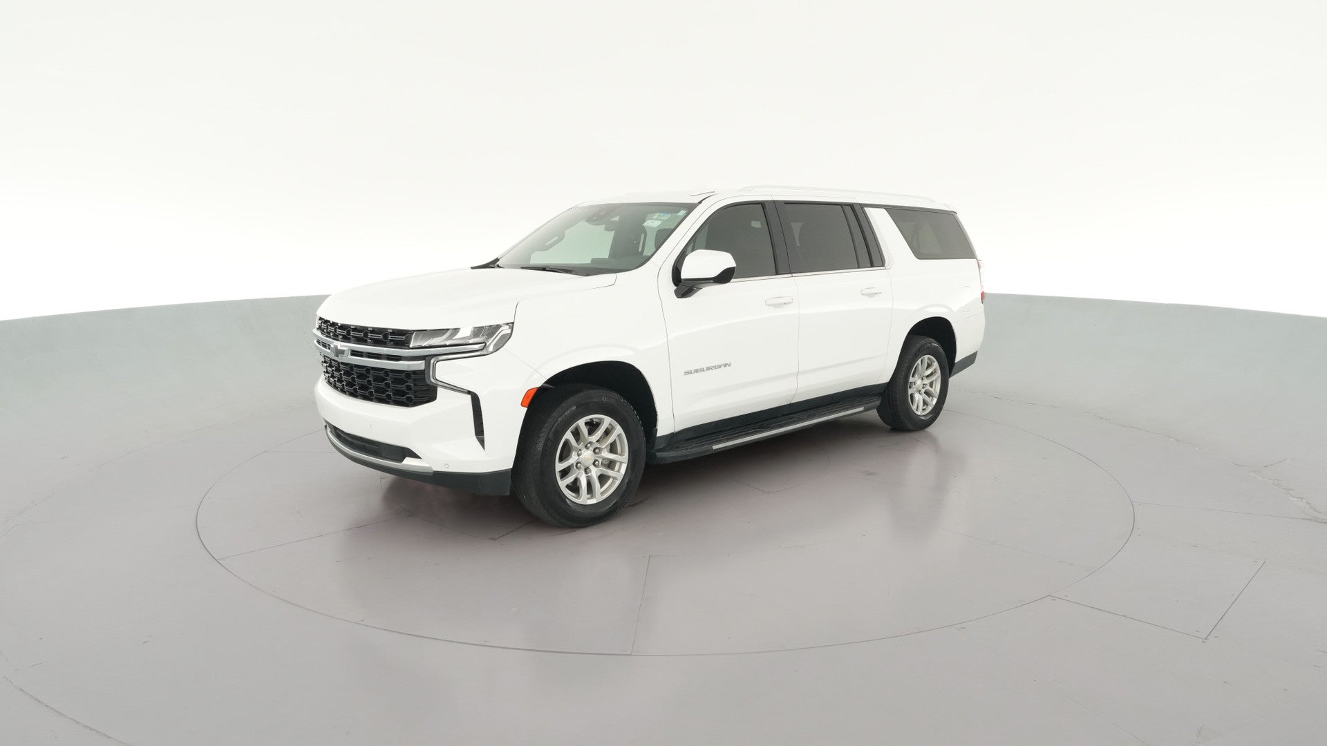 2023 Chevrolet Suburban vehicle photo