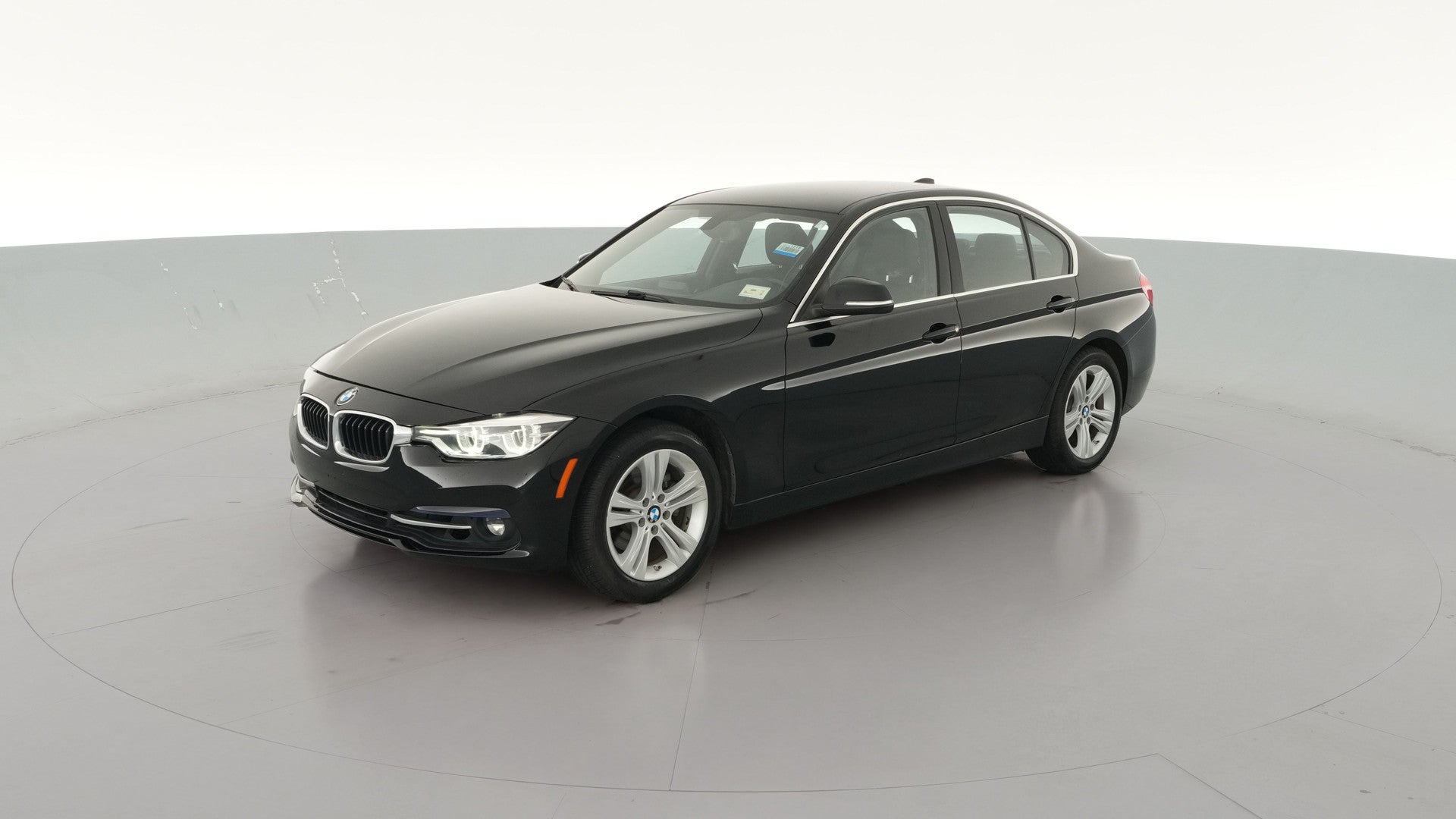 2018 BMW 3 Series vehicle photo