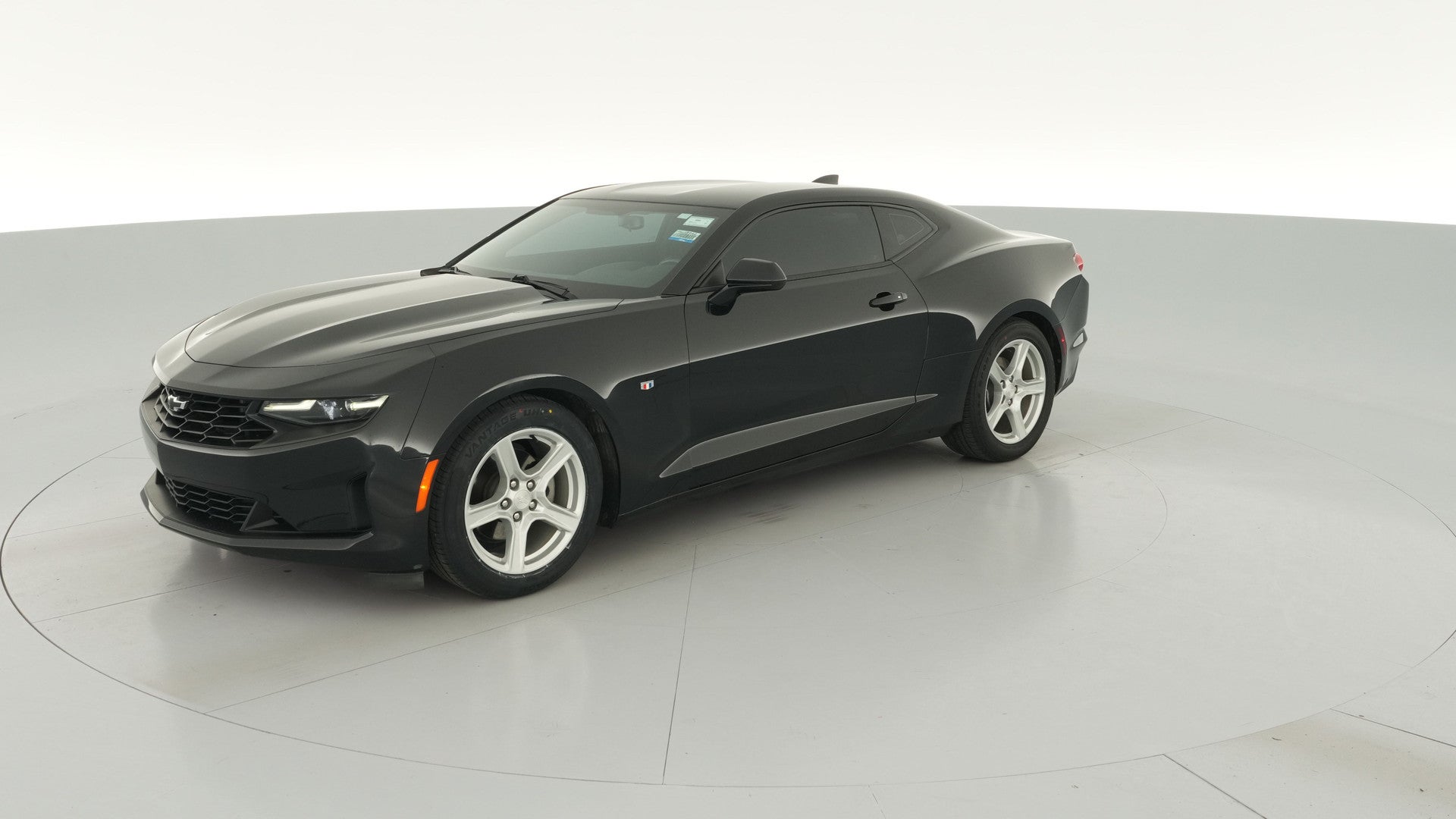 2019 Chevrolet Camaro vehicle photo