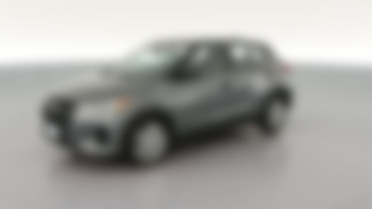 2024 Nissan Kicks vehicle photo