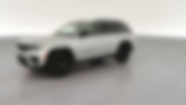 2025 Jeep Grand Cherokee vehicle photo