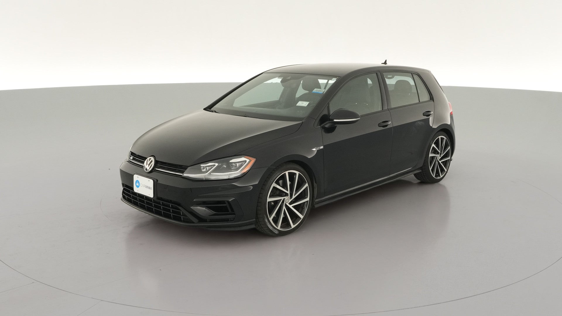 2019 Volkswagen Golf R vehicle photo