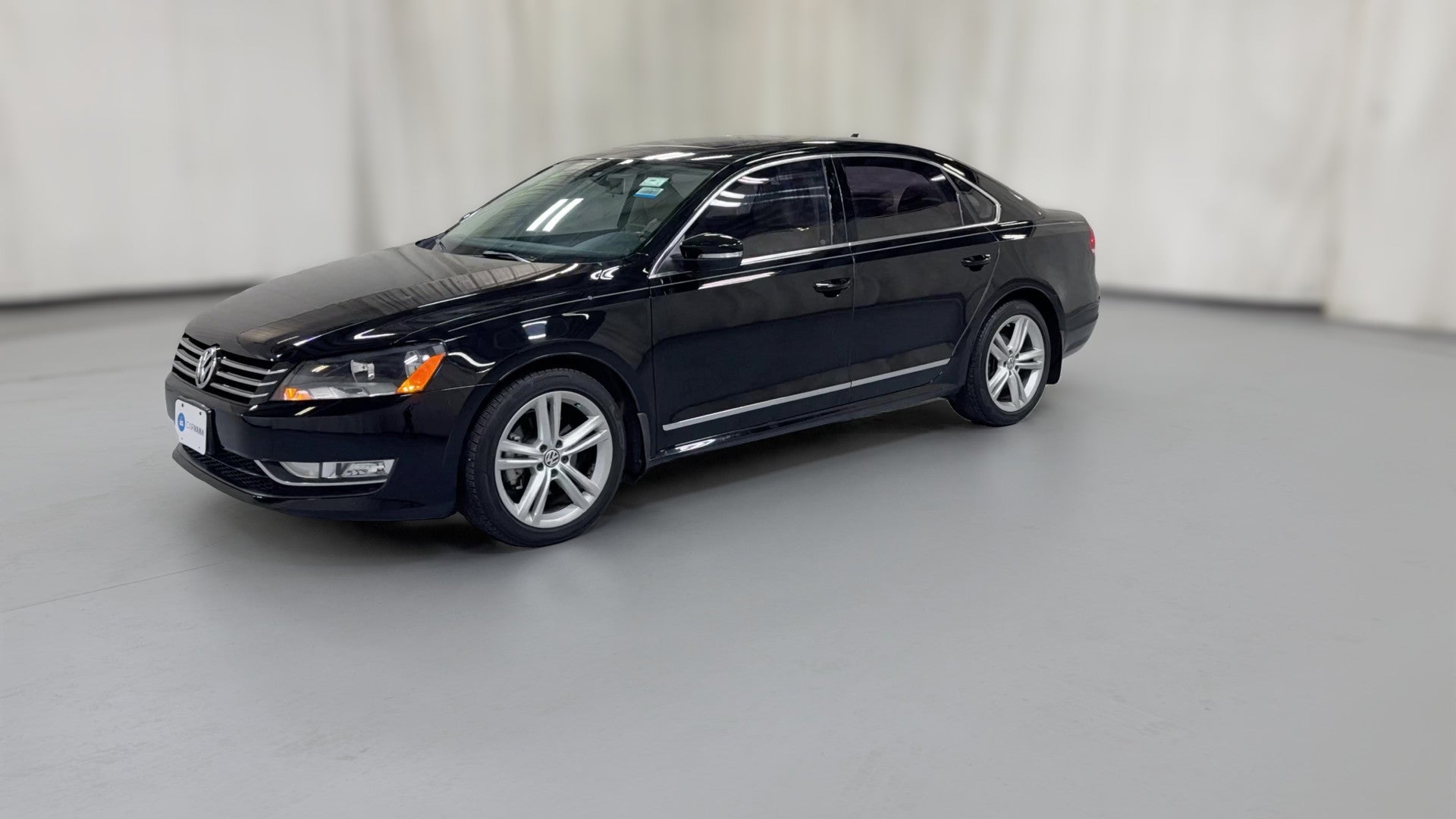 2015 Volkswagen Passat vehicle photo