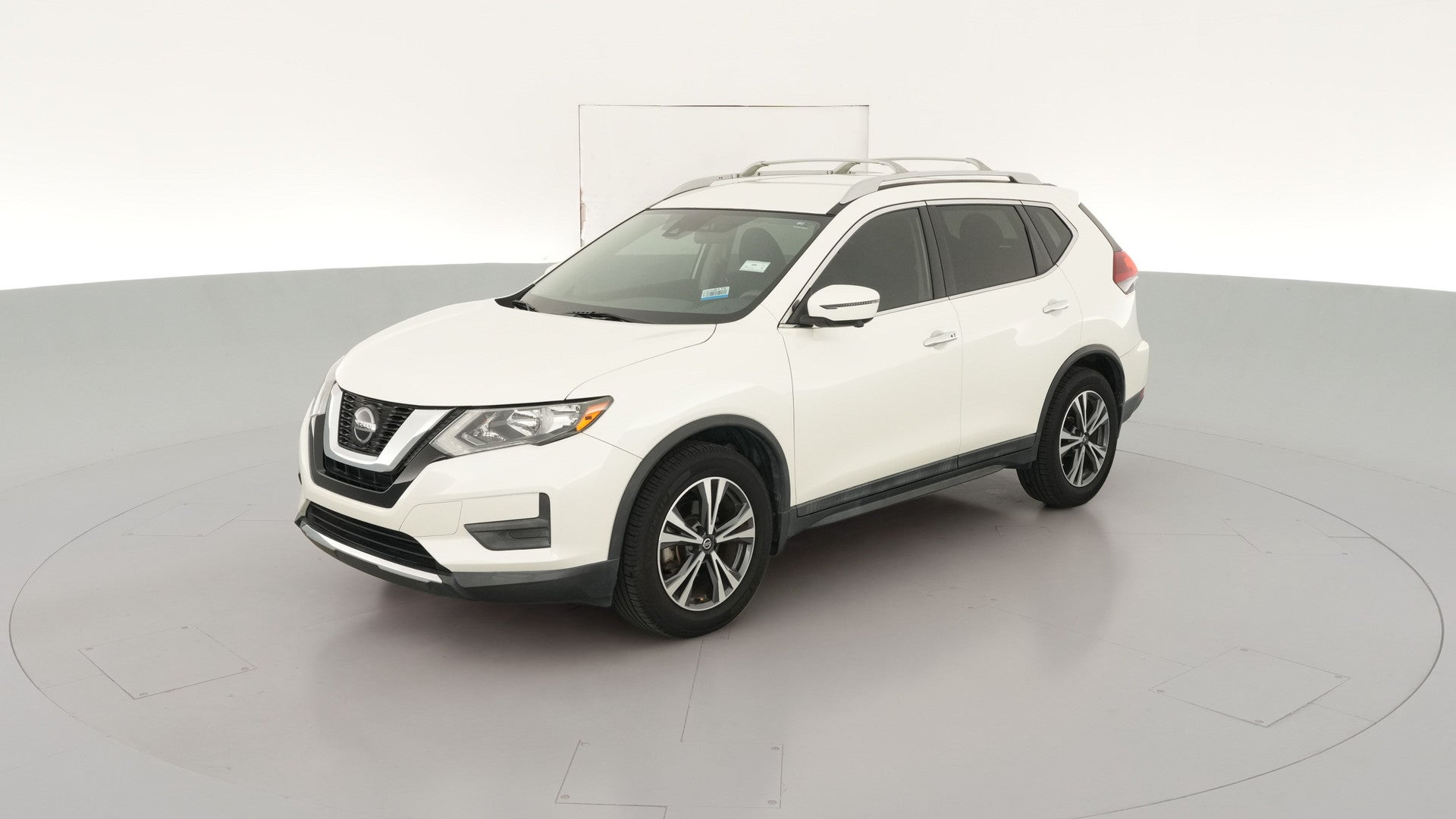 2019 Nissan Rogue vehicle photo