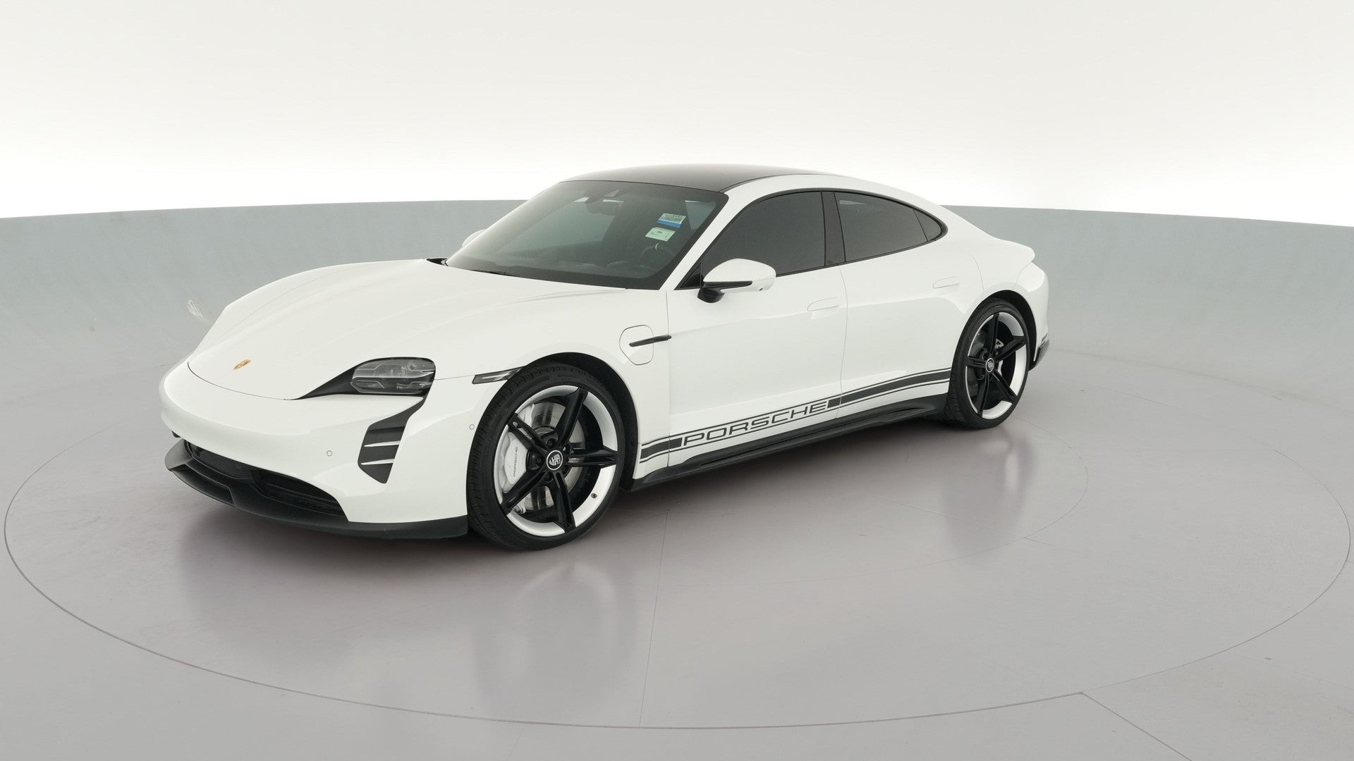 2020 Porsche Taycan vehicle photo