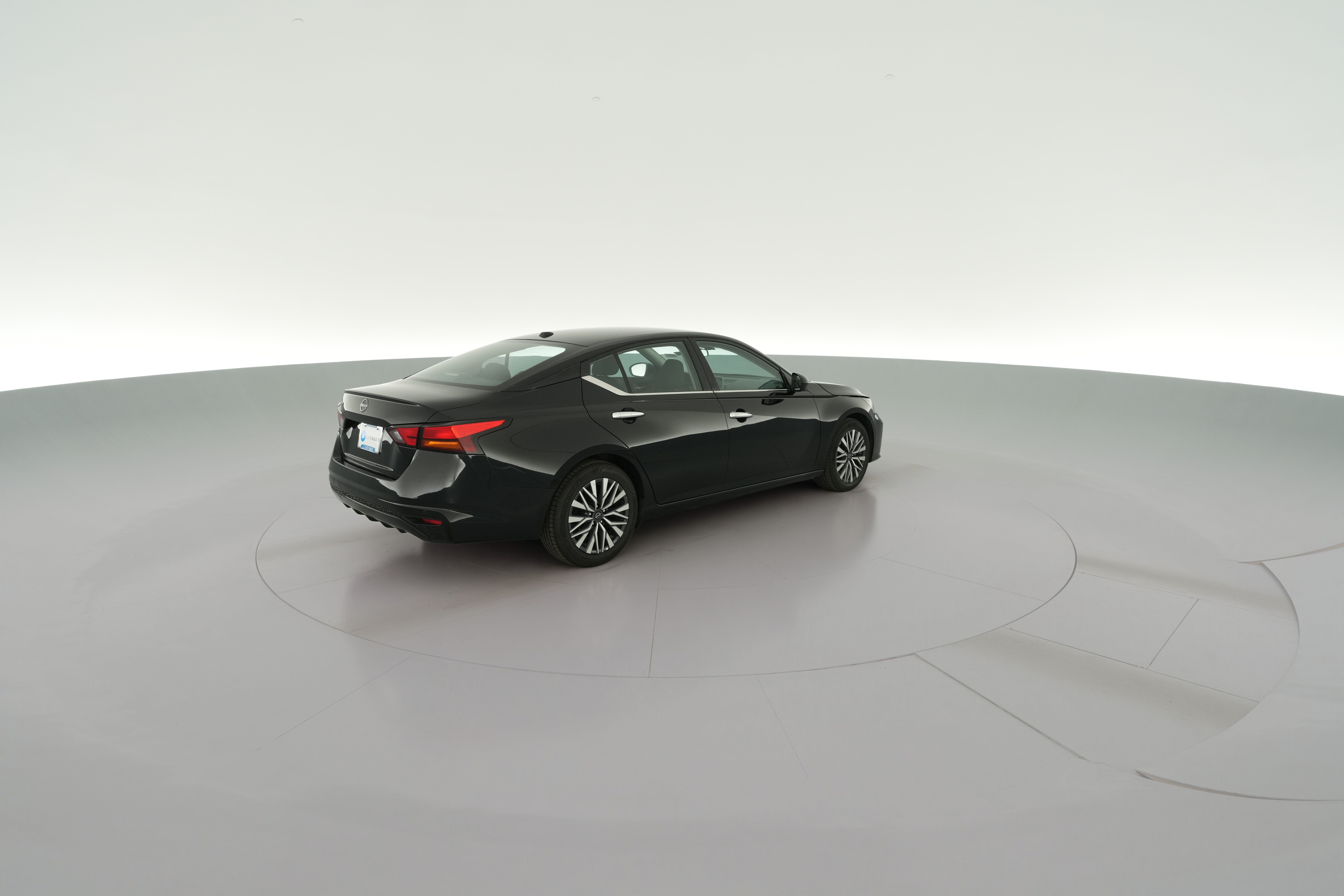 2025 Nissan Altima SV - Photo 32