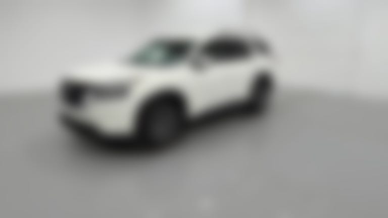 2025 Nissan Pathfinder vehicle photo