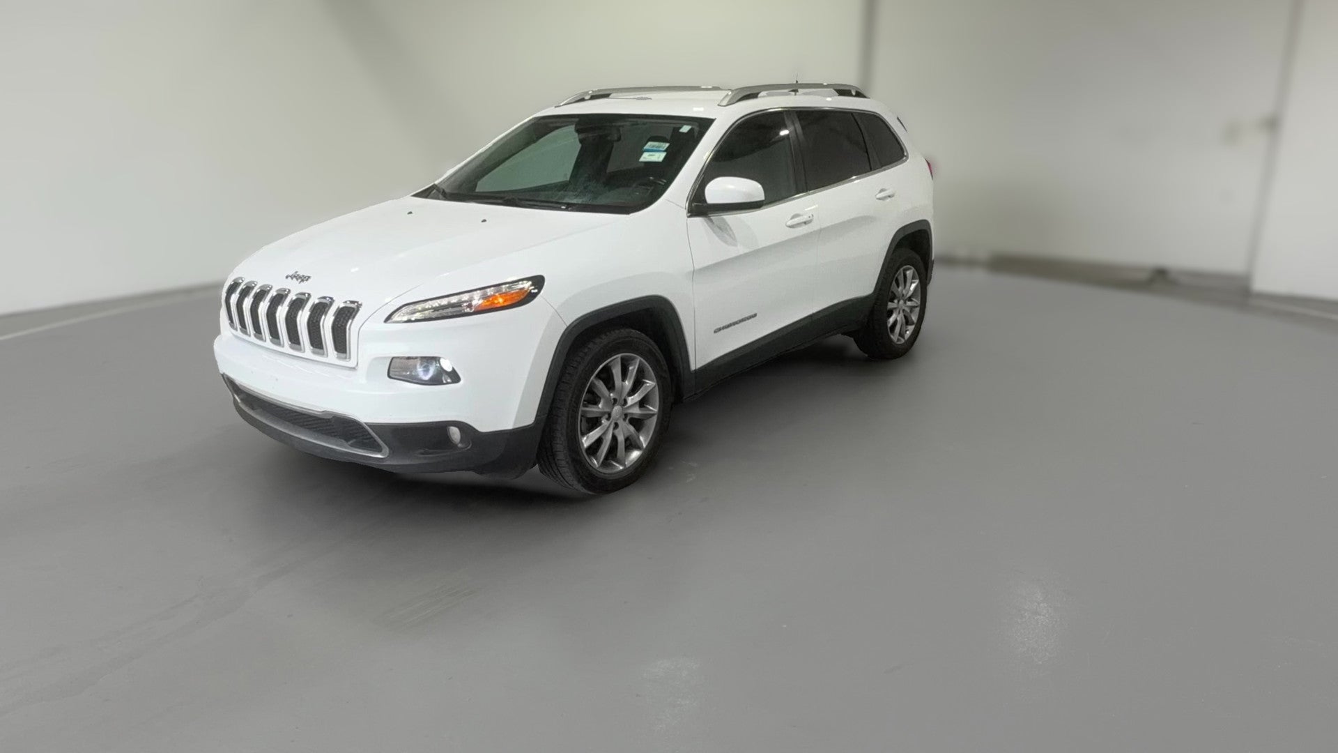 2018 Jeep Cherokee vehicle photo