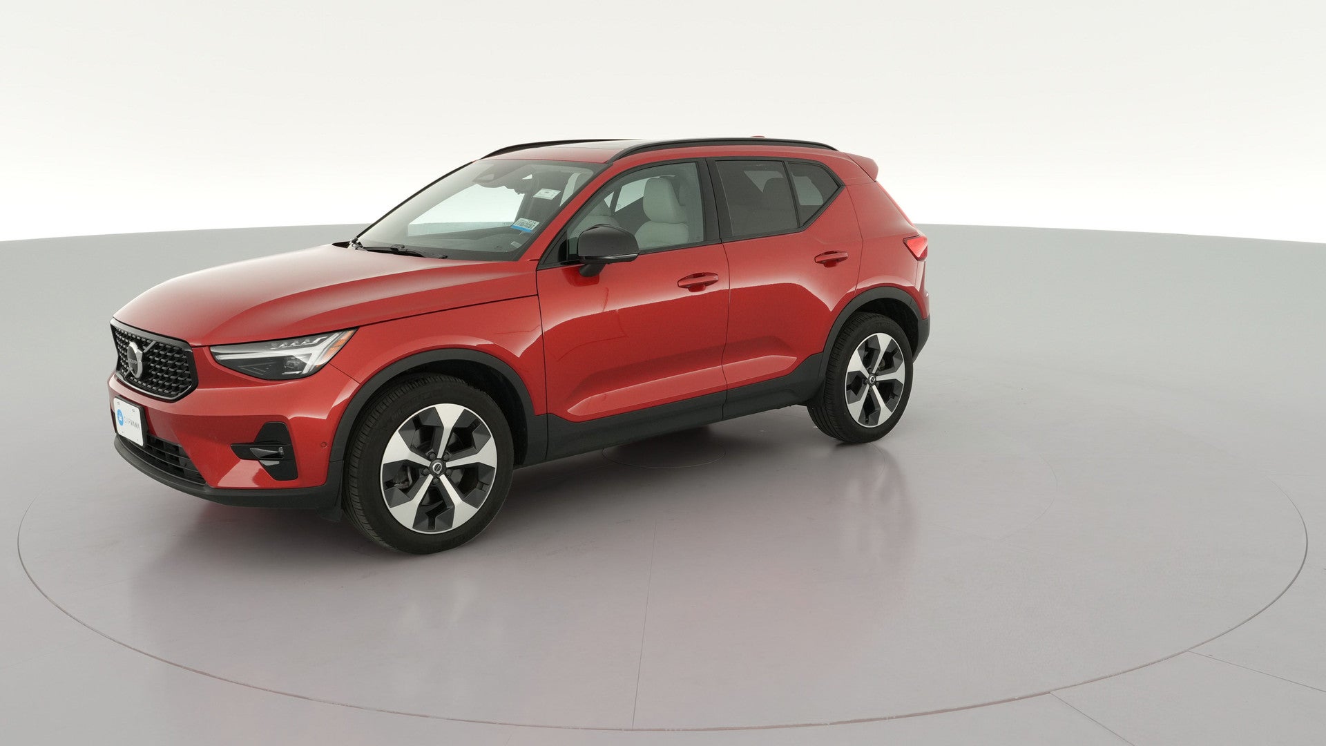 2025 Volvo XC40 vehicle photo