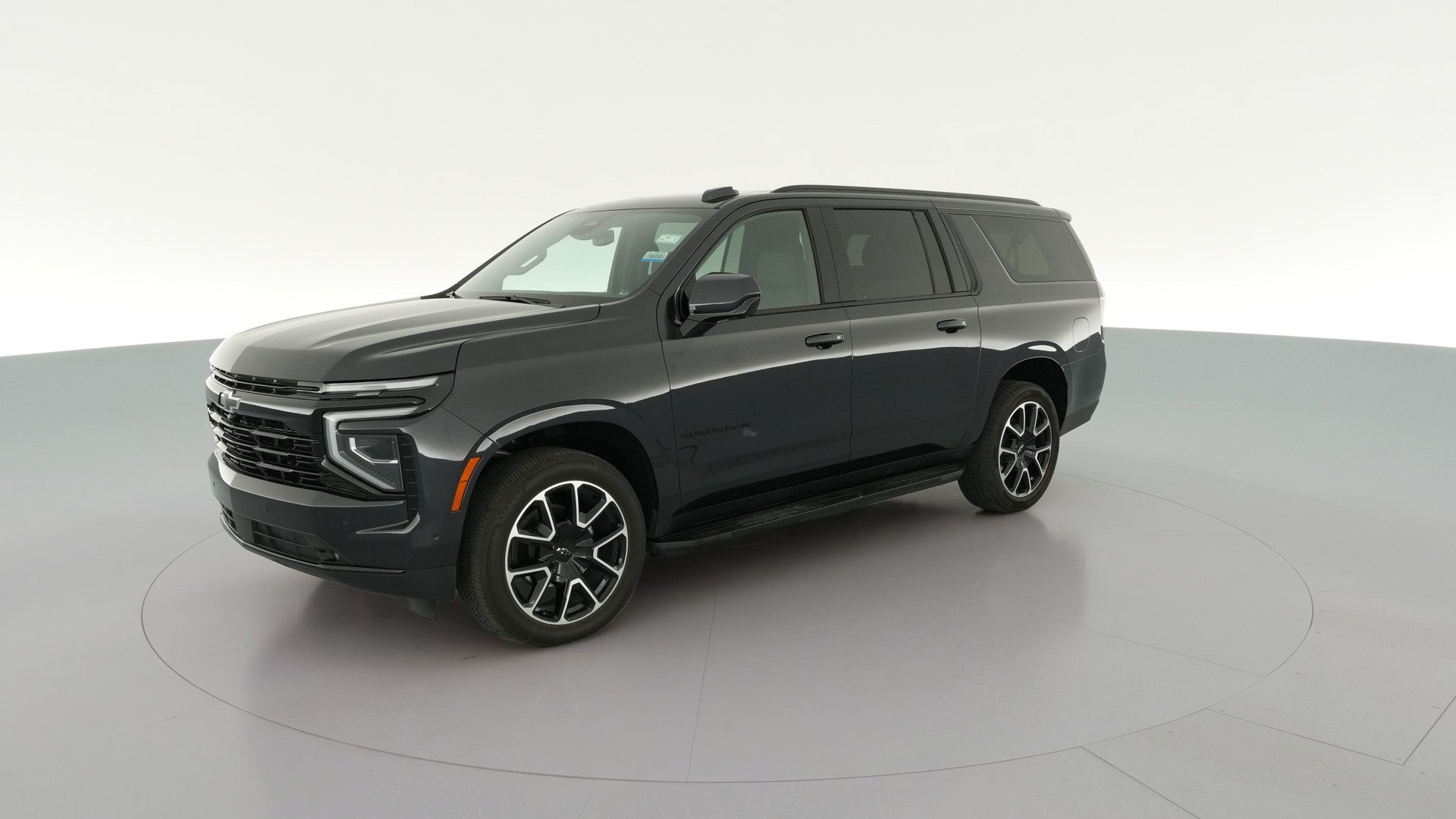 2026 Chevrolet Suburban vehicle photo