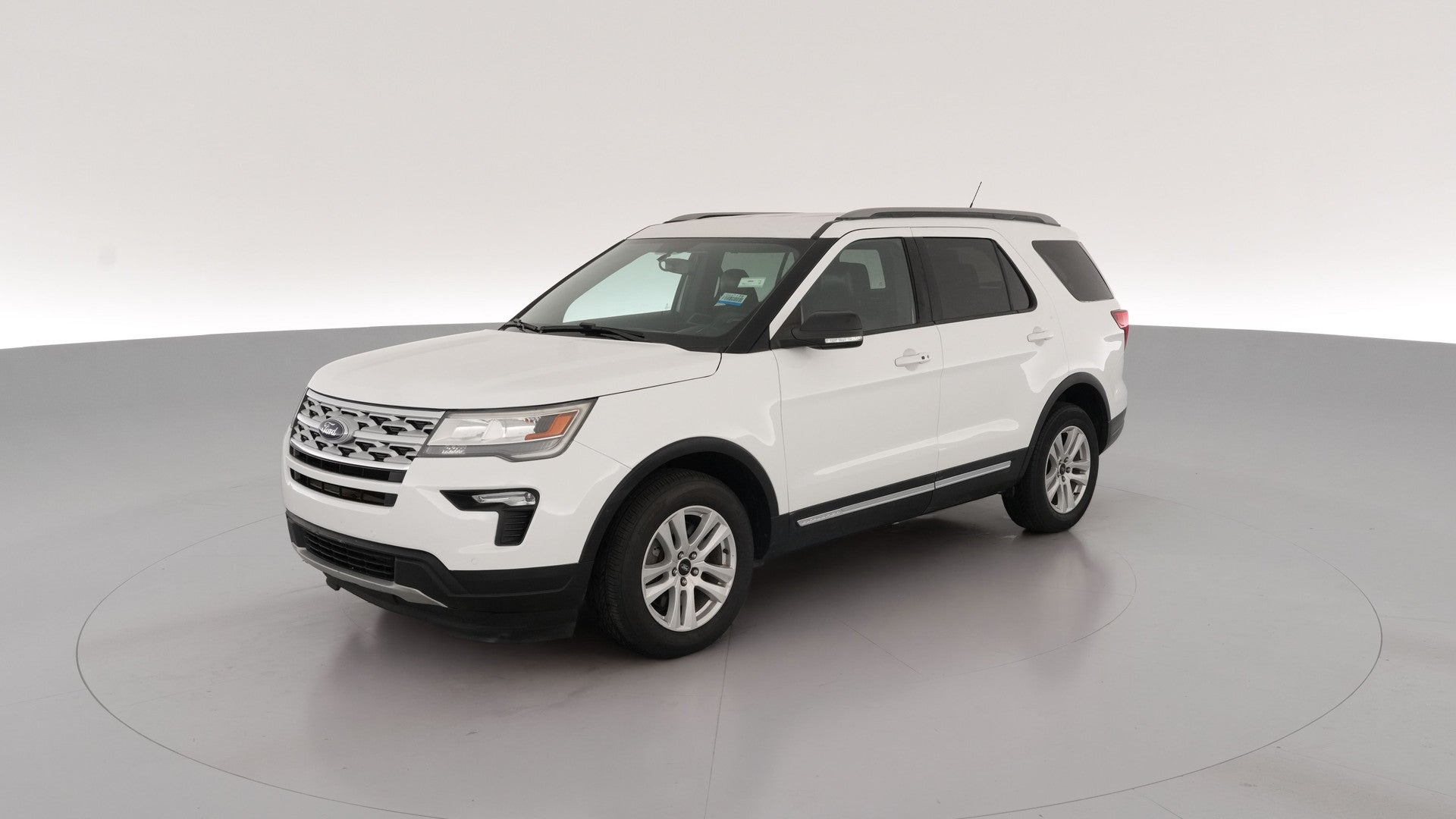 2019 Ford Explorer vehicle photo