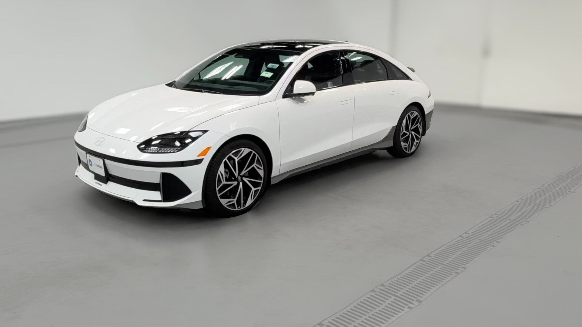 2025 Hyundai IONIQ 6 vehicle photo