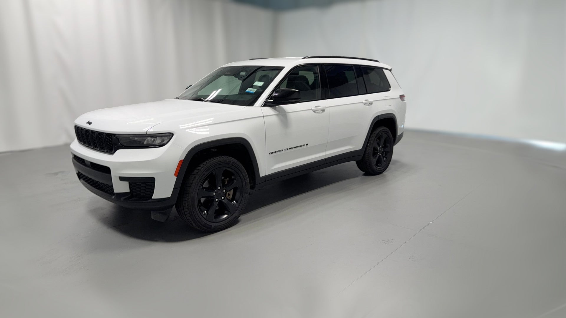 2023 Jeep Grand Cherokee L vehicle photo