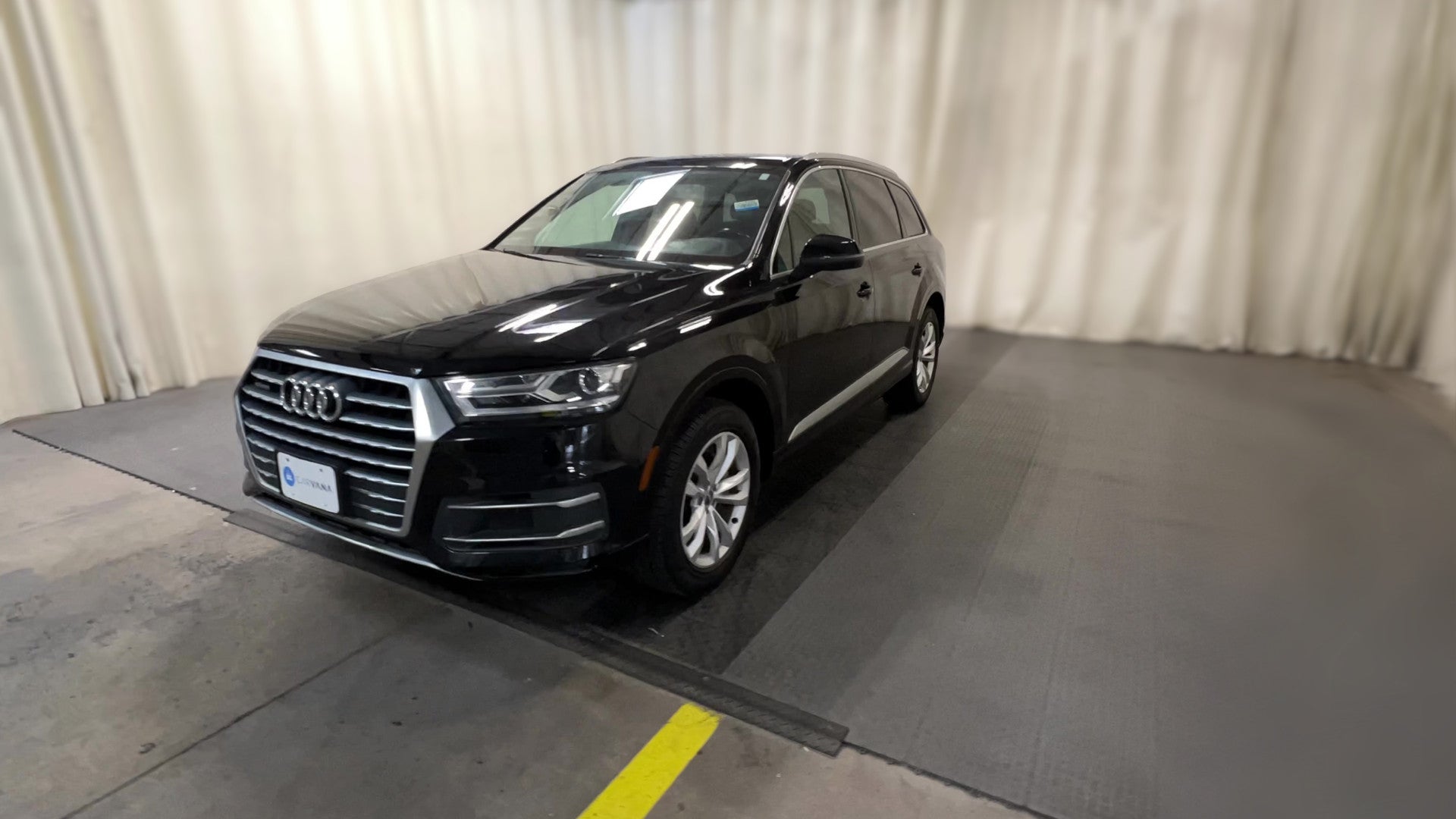 2018 Audi Q7 vehicle photo