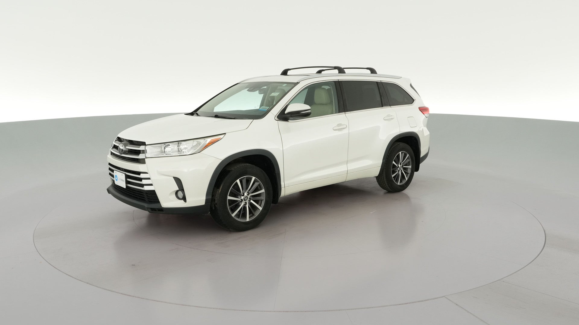 2017 Toyota Highlander vehicle photo