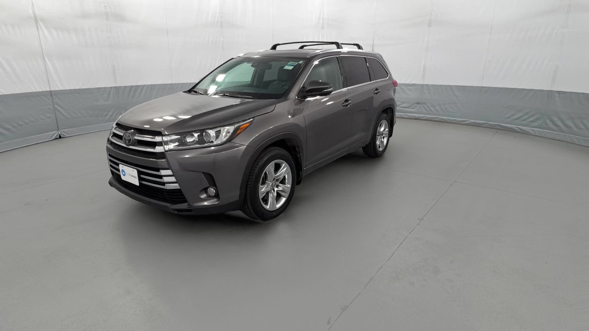 2018 Toyota Highlander vehicle photo