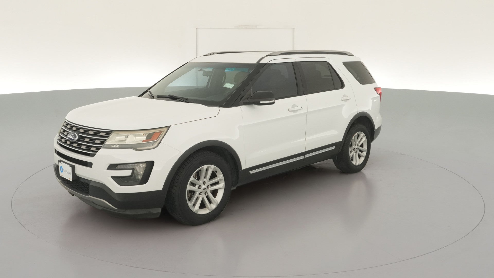 2016 Ford Explorer vehicle photo